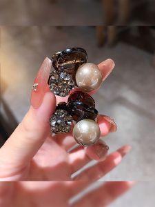 Elegant Pearl Hair Clip Womens Side Bangs Clamp Rhinestone Hair Accessories Stylish Korean Style  out Fashion Jewelry