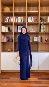 Diana Slim Dress Ceruty apk Brokat Gamis Dewasa Terbaru 2025 Viral Dress Wanita Kondangan Kekinian\\n\\n Apa Itu Diana Slim Dress?\\n\\nDiana Slim Dress adalah pakaian wanita yang dibuat dari bahan ceruty babydoll mix brokat premium, cocok untuk acara kondangan kekinian. Dress ini memiliki ukuran LD: 110cm PB: 138cm dan tersedia dalam berbagai warna seperti navy, soft blue, cream, lavender, burgundy, dan mahogany.\\n\\n Bahan dan Spesifikasi\\n\\nDiana Slim Dress terbuat dari bahan ceruty babydoll mix brokat premium yang memberikan kenyamanan dan elegansi pada setiap pengguna. Dress ini diproduksi oleh tangan pertama konveksi, jadi Anda dapat yakin bahwa produk yang Anda beli adalah hasil produksi sendiri dan bukan barang bekas atau palsu.\\n\\n Ukuran dan Warna\\n\\nDiana Slim Dress tersedia dalam ukuran LD: 110cm PB: 138cm dan warna-warna seperti navy, soft blue, cream, lavender, burgundy, dan mahogany. Detail ukuran sesuai dengan keterangan produk dan tidak dapat diminta warna tertentu.\\n\\n Keunggulan Diana Slim Dress\\n\\nDiana Slim Dress memiliki beberapa keunggulan, antara lain:\\n\\n- Bahan ceruty babydoll mix brokat premium yang memberikan kenyamanan dan elegansi\\n- Ukuran dan warna yang sesuai dengan keterangan produk\\n- Tersedia diskon untuk pembelian 2pcs\\n- Gratis ongkir\\n- Update produk baru setiap hari\\n- Pengiriman setiap hari (Senin-Minggu)\\n- Bisa COD dan Paylatter\\n\\n Cara Memilih Diana Slim Dress yang Tepat\\n\\nBerikut ini adalah beberapa tips untuk memilih Diana Slim Dress yang tepat:\\n\\n Pertimbangkan Acara dan Kondisi\\n\\nPastikan Anda memilih Diana Slim Dress yang sesuai dengan acara dan kondisi Anda. Misalnya, jika Anda akan menghadiri acara formal, pilihlah Diana Slim Dress dengan desain yang lebih elegan dan formal.\\n\\n Sesuaikan dengan Bentuk Tubuh\\n\\nPilihlah Diana Slim Dress yang sesuai dengan bentuk tubuh Anda. Jika Anda memiliki bentuk tubuh langsing, pilihlah Diana Slim Dress dengan potongan slim fit. Jika Anda memiliki bentuk tubuh gemuk, pilihlah Diana Slim Dress dengan potongan loose fit.\\n\\n Pilih Warna yang Cocok\\n\\nPilihlah Diana Slim Dress dengan warna yang sesuai dengan warna kulit dan gaya Anda. Jika Anda memiliki warna kulit gelap, pilihlah Diana Slim Dress dengan warna-warna yang kontras seperti merah atau biru. Jika Anda memiliki warna kulit terang, pilihlah Diana Slim Dress dengan warna-warna yang senada seperti putih atau abu-abu.\\n\\n Tips Menggunakan Diana Slim Dress\\n\\nBerikut ini adalah beberapa tips untuk menggunakan Diana Slim Dress:\\n\\n Cara Memakai dengan Benar\\n\\nPastikan Anda memakai Diana Slim Dress dengan benar. Jika Anda memakai Diana Slim Dress dengan cara yang salah, maka hasilnya tidak akan maksimal. Pastikan Anda menyesuaikan ukuran dan potongan dress dengan bentuk tubuh Anda.\\n\\n Perawatan dan Penyimpanan\\n\\nDiana Slim Dress perlu dirawat dengan baik agar tetap awet dan tampilan tetap bagus. Jangan mencuci Diana Slim Dress dengan mesin cuci karena bisa merusak bahan dan potongan dress. Sebaiknya gunakan jasa laundry profesional atau cuci tangan dengan air hangat dan deterjen yang lembut.\\n\\n Tips Styling untuk Berbagai Acara\\n\\nBerikut ini adalah beberapa tips styling untuk berbagai acara:\\n\\n- Untuk acara formal, padukan Diana Slim Dress dengan sepatu heels dan aksesori seperti anting atau kalung.\\n- Untuk acara santai, padukan Diana Slim Dress dengan sepatu sneakers atau sandal.\\n- Untuk acara outdoor, padukan Diana Slim Dress dengan topi dan aksesori lainnya seperti syal atau jaket.\\n\\nSemoga artikel ini bermanfaat bagi Anda yang ingin membeli dan menggunakan Diana Slim Dress dengan benar. Selamat berbelanja dan semoga sukses!\n}
