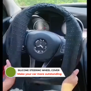 Universal Carbon Fiber Leather Luxury Steering Wheel Cover Anti-Skid Wear Resistant Steering Wheel Cover