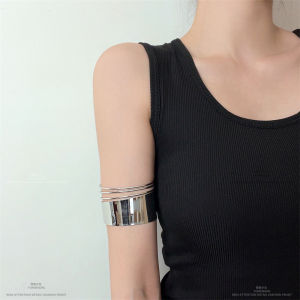 Fashionable Punk Style Open Hand Bracelets Womens Decorative Cuff Bracelets Alloy Silver Gold Plated  out New Model