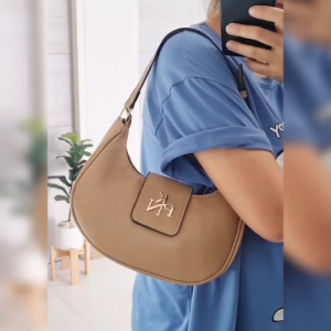 กระเป๋าสะพายข้าง กระเป๋าแบบใหม่ทรงพอส9นิ้ว