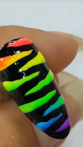 SYNCA Mini Pearl Palette Mica Powder | 6 Stackable Pots Pearlescent Pigment for Resin Soap Nail Art & Body Paint | Green Tones Earth Tones Iridescent White & Metallic Neutrals | 6x1g Sachets