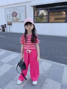 ชุดแฟชั่นเด็กผู้หญิง ชุดฮิปฮอปเด็กผู้หญิง ชูดเซตเด็กหญิง ชูดเด็กผู้หญิงสีชมพู เสื้อยืดลายทางครอบ + กางเกงสีชมพู เสื้อผ้าเด็กผญ 2-13ปี