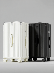 MIMANI | Durable Suitcase 28 Inches