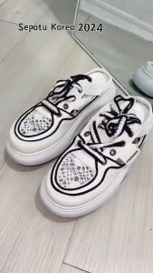 SK Sepatu Wanita Sneakers Kekinian Korea Style 306 terbaru 2024