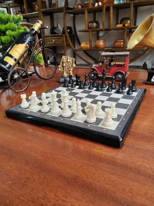 Magnetic Chess Set Foldable Chess Board International Chess Set Board Games for Kids Table Game Gift With Box Gift Idea