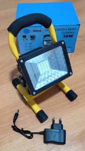 Lampu Sorot Baterai Flood Kotak LED Portable 30 Watt