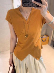 Elegant Thin Ice Silk Short Sleeve Knitted Top Womens 2025 New Summer High-End Slim Fit Cross V-Neck Blouse Fashionable Versatile