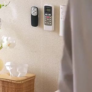Magnetic Buckle Remote Control Holder Wall Mount Self-Adhesive Storage Organizers Back of TV Double-sided Strong Magnetic Buckle