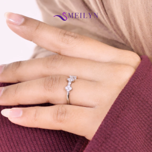 MEILYN Cincin Wanita Motif Triple Clover Perhiasan Perak 18K 0222240253