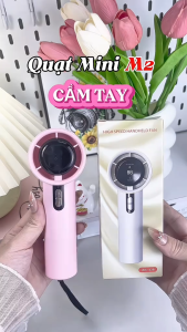 Quạt cầm tay di động nhiều màu sắc với hộp đựng và cáp sạc USB.