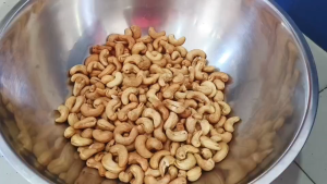 ็Hot Deal !!! มะม่วงหิมพานต์ เกรด A 1 แถม 1 (Cashews nut) อบสดใหม่ทุกวัน ธัญพืชเพื่อสุขภาพ