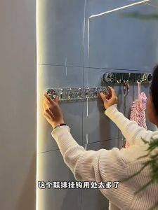 Lightweight Bathroom Suction Cup Hook Multi-purpose Punch-free Kitchen Strong Hook Coat Rack Holder