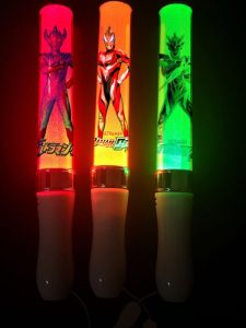 Đèn Pha 15 Màu Phát Sáng Cho Sân Khấu Hình Siêu Anh Hùng Ultraman Đồ Chơi Đèn Pha Dùng Cho Các Buổi Biểu Diễn Và Lễ Hội