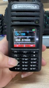 HT Radio Keamanan Motorola Walkie Talkie Outdoor DP4600 Jarak jauh 20KM 6800mAh Baterai Tahan Lama Tahan air tahan debu radio dua arah