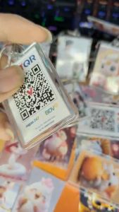 Móc khoá in mã QR ngân hàng và in ảnh cá nhân đẹp tiện lợi in theo yêu cầu decor