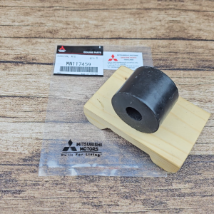KARET BODI SASIS MITSUBISHI TRITON PAJERO SPORT MN117459 TAHUN 2014 KEBAWAH PART MOBIL