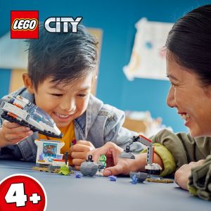 LEGO City 60429 Spaceship and Asteroid Discovery Set (126 Pieces) Building Blocks for Kids (4 Tahun+)