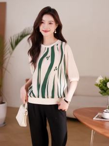 AMMIN 2025 spring new simple round neck pullover irregular green striped print short-sleeve T-shirt womans Korean style fashion polka dot print casual elegant blouse