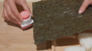 [iRojak] Seaweed Puncher Seaweed Cutter Bento Accessories Rice Ball Expressions Maker 海苔压花器 Acuan Seaweed - KW25