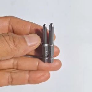 Hai mũi vít 3 cạnh chân lục giác chữ Y1 Y2 dài 5cm chuyên mở ổ cắm Nhật