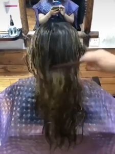 Keratin hair mask conditioner effectively repairs damaged and frizzy hair improves split ends hair breakage and smoothes hair. Convenient 12g*8 bags non-evaporative film [shipped immediately]