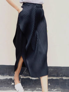 Retro Style Asymmetrical High Waist Straight Cut Thin Autumn Winter Skirt for Women French Design Commute Style Midi Skirt