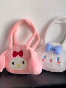 Túi xách Kuromi size 30cm siêu đáng yêu Túi xách lông mềm mịn họa tiết Sanrio _ TingTing