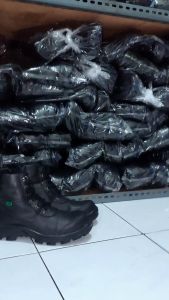 Sepatu Delta Zippers Boots Kickers Pria Kulit 100% Resleting Sepatu Pdl Pdh Tni Polisi Security Satpam Tentara Polri Safety Hitam Ujung Besi Touring Bikers Boot Kerja Proyek Termurah Bayar Di Tempat