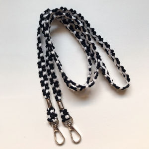 สร้อยคอโทรศัพท์มือถือแบบทำมือ สายสะพายไหล่ดอกกุหลาบ สายป้องกันการสูญหายสำหรับทั้งชายและหญิง สายกระเป๋าแฟชั่น