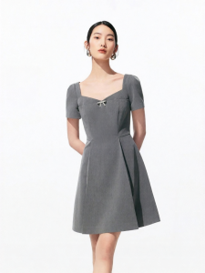 Vero Moda | 3D Shoulder Sleeve A-Line Dress