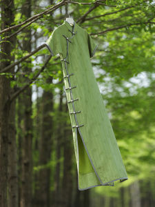 Young Style Green Retro Chinese Qipao Dress Traditional Artistic Design Low Slit Short Sleeve Floral Pattern for Daily Wear