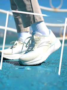 ANTA Women Running Shoes PG7 2.5 Travel Sports Shoes Widefoot 2E Cushioning Rebound 1225D5545