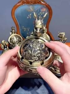 Twelve zodiac metal creative ashtray windproof with lid suitable for home living room office ideal holiday gift.