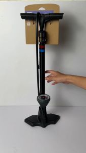 Bơm Xe Đạp GIANT Control Tower 3 Bơm Sàn Đồng Hồ