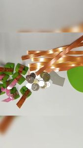 1ถุงห่อได้ 50เหรียญ ยังไม่รวมกระดาษรองฐาน แสดงใบไม้สำหรับห่อเหรียญโปรยทาน กระดาษสาห่อเหรียญเป็นสีเขียวอ่อน ใช้สำหรับห่อเหรียญโปรยทาน งานบุญ และงานบวช