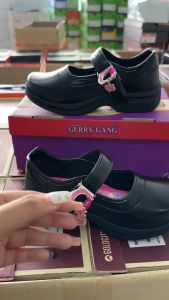 H รองเท้านักรียนหนังดำ รองเท้าผู้หญิง Size 25-45 ไซส์ 25-34 พื้นสีชมพู  ไซส์ 35-45 พื้นดำ