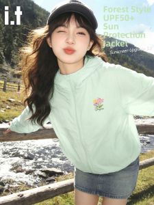 FINGERCROXX | Green UV Protection Light Breathable Jacket for Petite Women