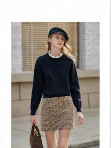 FAMANXUAN | Mock Layer Wooden Ear Collar Lace Hem Wool Sweater