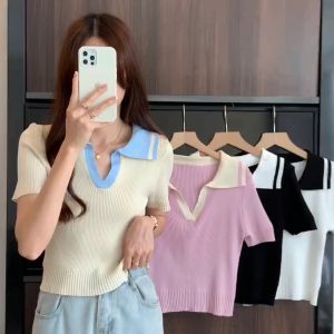 ohho เสื้อยืดผู้หญิง เสื้อถักผู้หญิงคอวีสีตัดกัน เสื้อโปโลแขนสั้นผ้าถัก ผ้าถักยืดใหญ่นุ่มใส่สบาย -พร้อมส่ง-รุ่น 1217