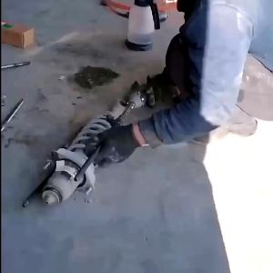 Alat Press Mobil 2 Pcs 380mm Chrome Vanadium Steel & Treker Per Keong Coil Spring