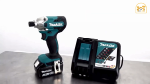 Máy Vặn Vít Dùng Pin 18V MAKITA DTD156SF1J (Body và combo ) - Hàng chính hãng.