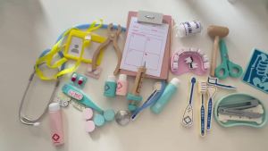 Childrens wooden makeshift home simulation medicine box doctor set nurse boy girl baby role-playing toy