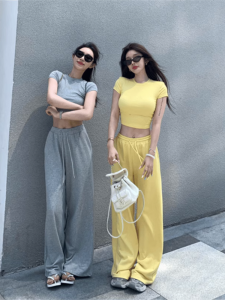 Bộ Đồ Thể Thao Thường Ngày Thời Trang Mùa Hè Cho Nữ Áo Thun Cổ Tròn Tay Ngắn Ôm Vừa Vặn Quần Ống Rộng Bộ Hai Mảnh