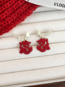 ต่างหูรูปเสือดาวสีแดงแบบไม่ต้องเจาะ กิ๊บติดผมแบบไม่ซ้ำใคร เครื่องประดับแฟชั่นสำหรับผู้หญิง ต่างหูรูปเสือดาวปีใหม่ 2024 ที่ขายดีที่สุด