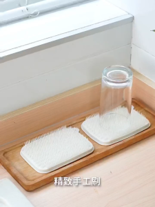 เครื่องมืออเนกประสงค์ในครัว แปรงผักและผลไม้งอได้ สำหรับอ่างล้างจานและเขียง แปรงครัวอเนกประสงค์ เหมาะ สำหรับทำความสะอาดผลไม้และผัก ช่องว่างอ่างล้างจาน