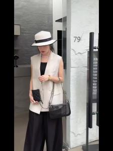 Womens Hollow Out Beach Grid Chain Handbag Fashion Summer 2025 Trend Crossbody Shoulder Bag Casual Classic Luxury Design