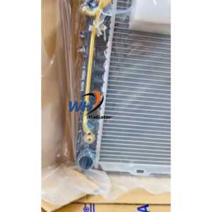 HYUNDAI TUCSON JM 04 / KIA SPORTAGE KM 05 (26MM)Double Layer TOP QUALITY AUTO/MANUAL Radiator Tangki Air