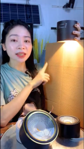 Đèn led ống bơ bơ lùn 3 chế độ màu.