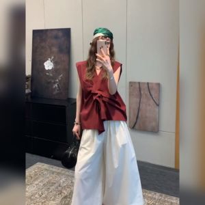 YUFUQING | Red Sleeveless V-neck Pleated Asymmetrical Shirt Womens Loose Top Summer New Design Sensation Elegant Fashion Polyester Fiber